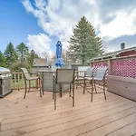 Walk To Lake Erie And Beach Access Home With Deck!