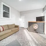 Walk To Lake Erie And Beach Access Home With Deck!